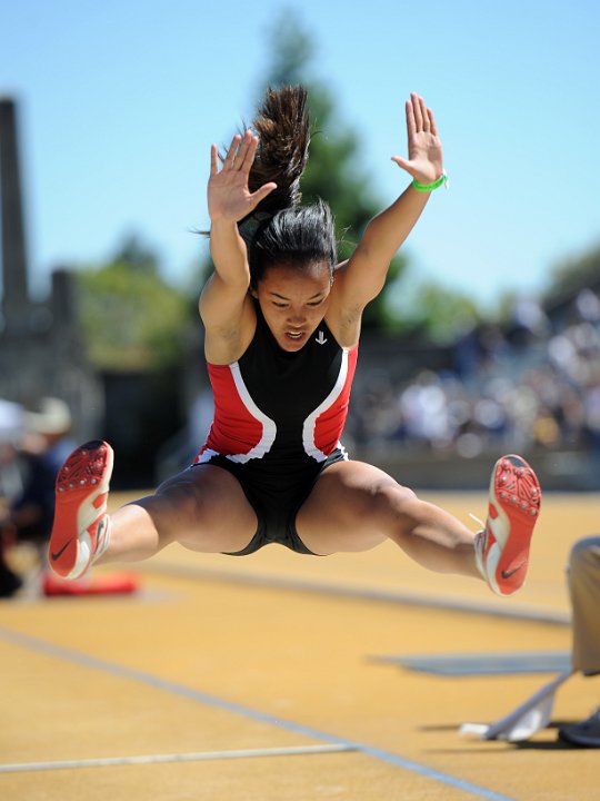 2010 NCS-MOC-317.JPG - 2010 North Coast Section Finals, held at Edwards Stadium  on May 29, Berkeley, CA